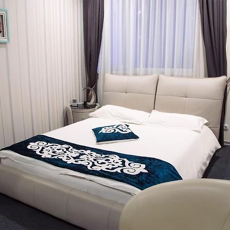 Hotel & Fitness Center Mandarin Aktav Dış mekan fotoğraf