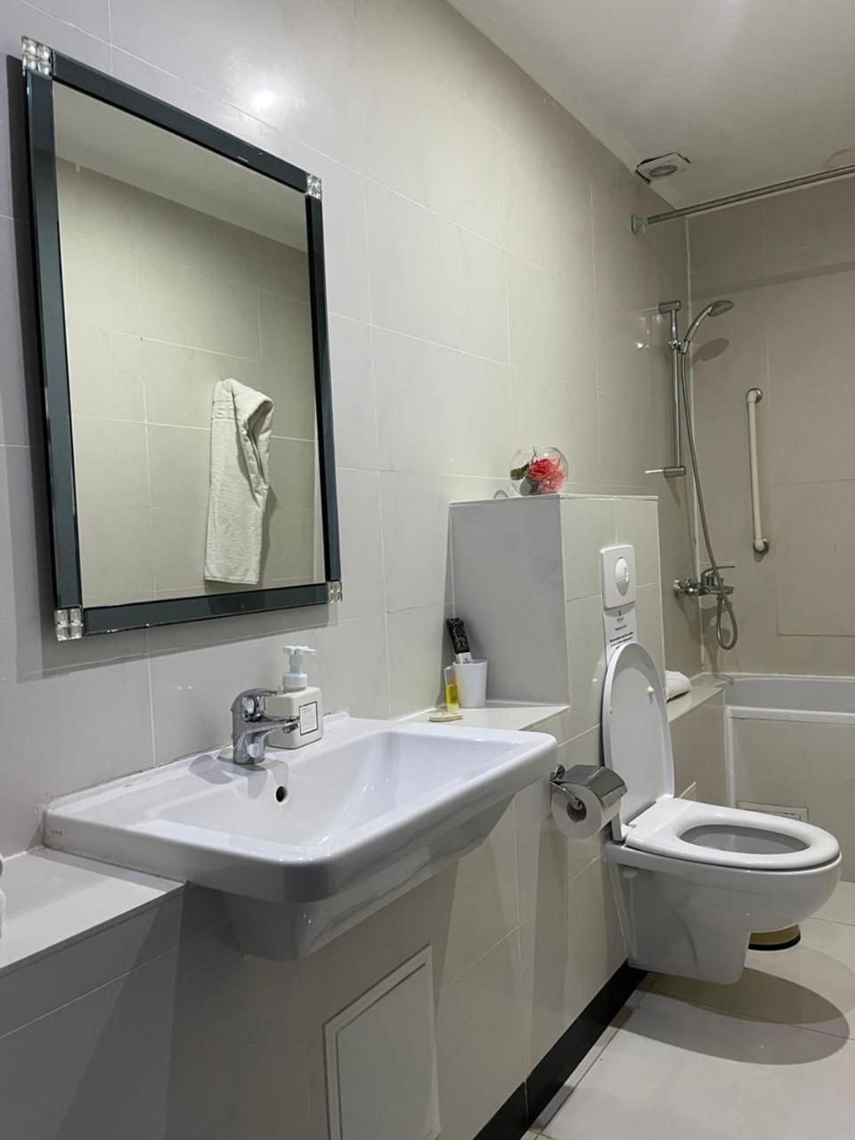 Hotel & Fitness Center Mandarin Aktav Dış mekan fotoğraf