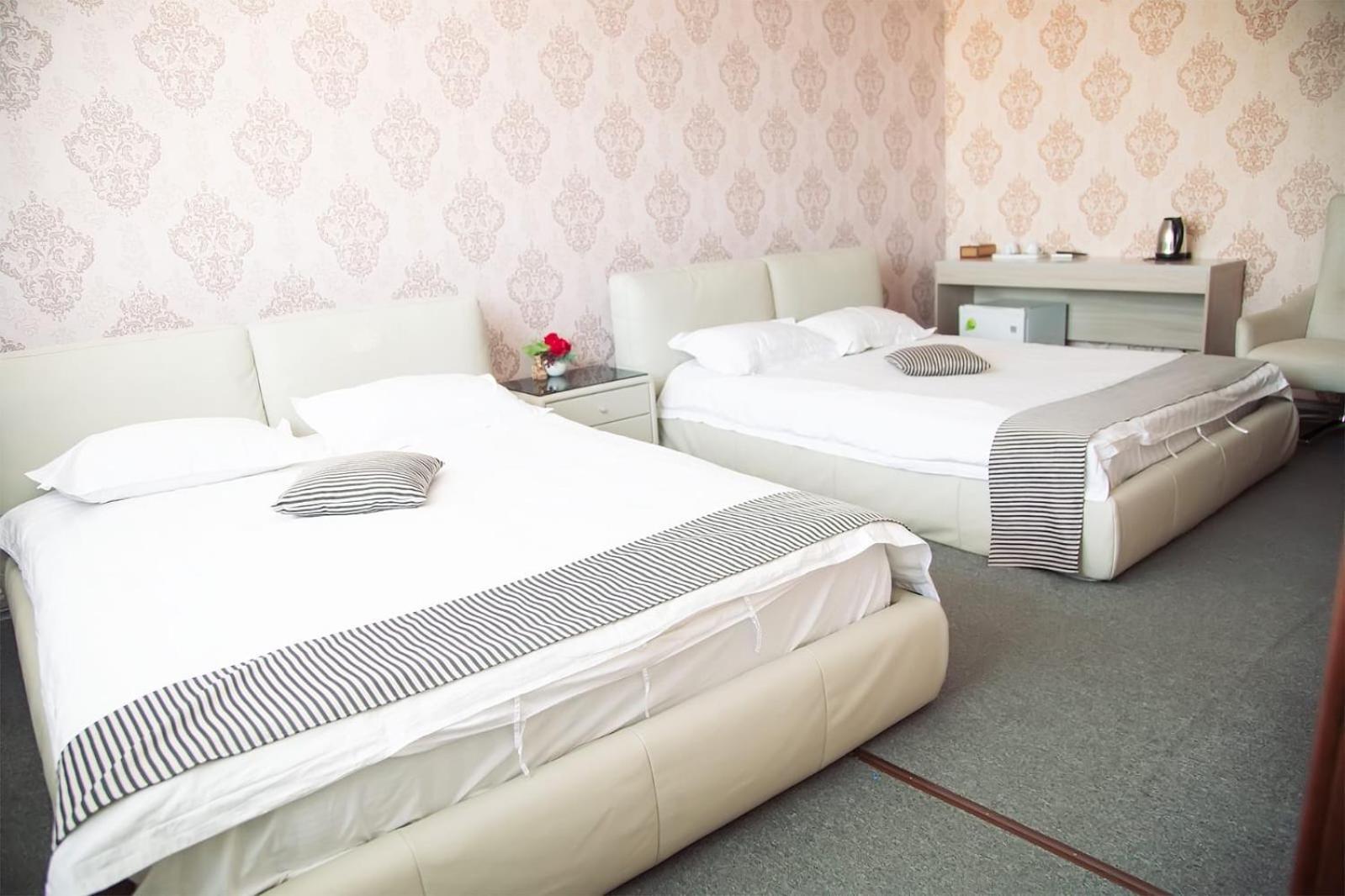Hotel & Fitness Center Mandarin Aktav Dış mekan fotoğraf