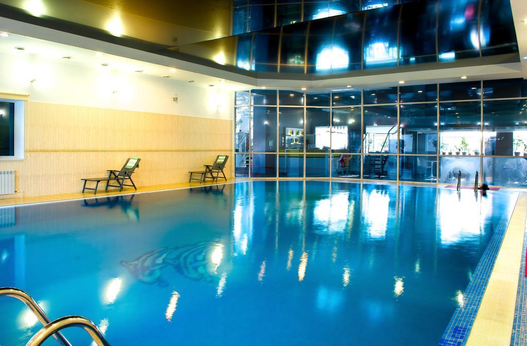 Hotel & Fitness Center Mandarin Aktav Dış mekan fotoğraf