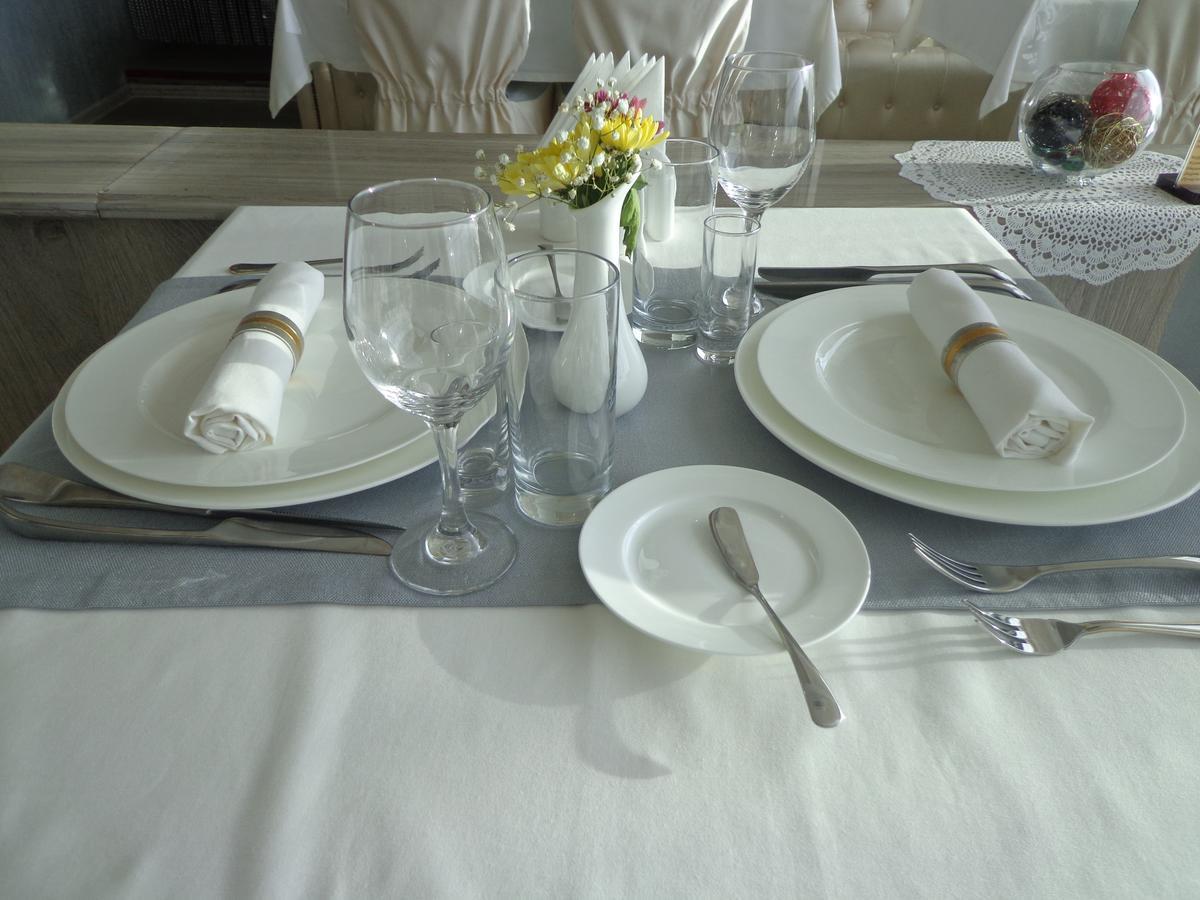 Hotel & Fitness Center Mandarin Aktav Dış mekan fotoğraf